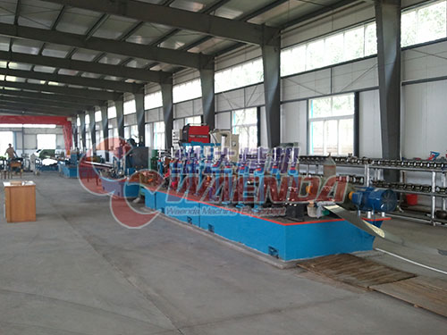 汽車排氣管制管機